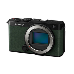 PANASONIC LUMIX DC-S9 BODY DARK OLIVE